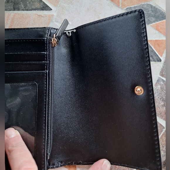 Kate Spade New York Grey Street Callie Pebble Leather TriFold Wallet Black-pics - Picture 6 of 10